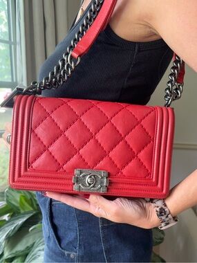 CHANEL Boy Bag Medium Red Quilted Leather Aged Silver Hardware AUTHENTIC Flap